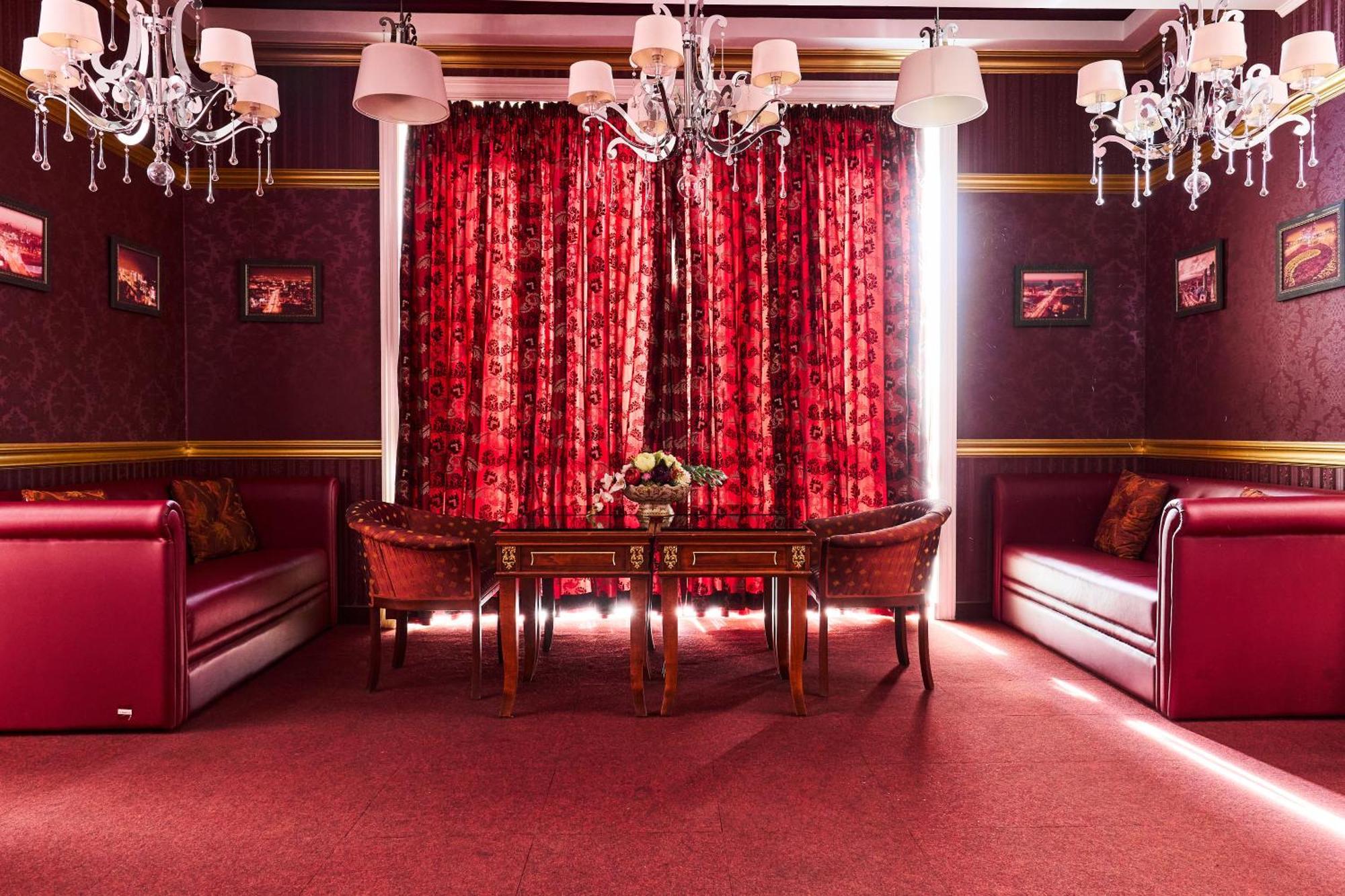 Kainar Hotel Simkent Kültér fotó