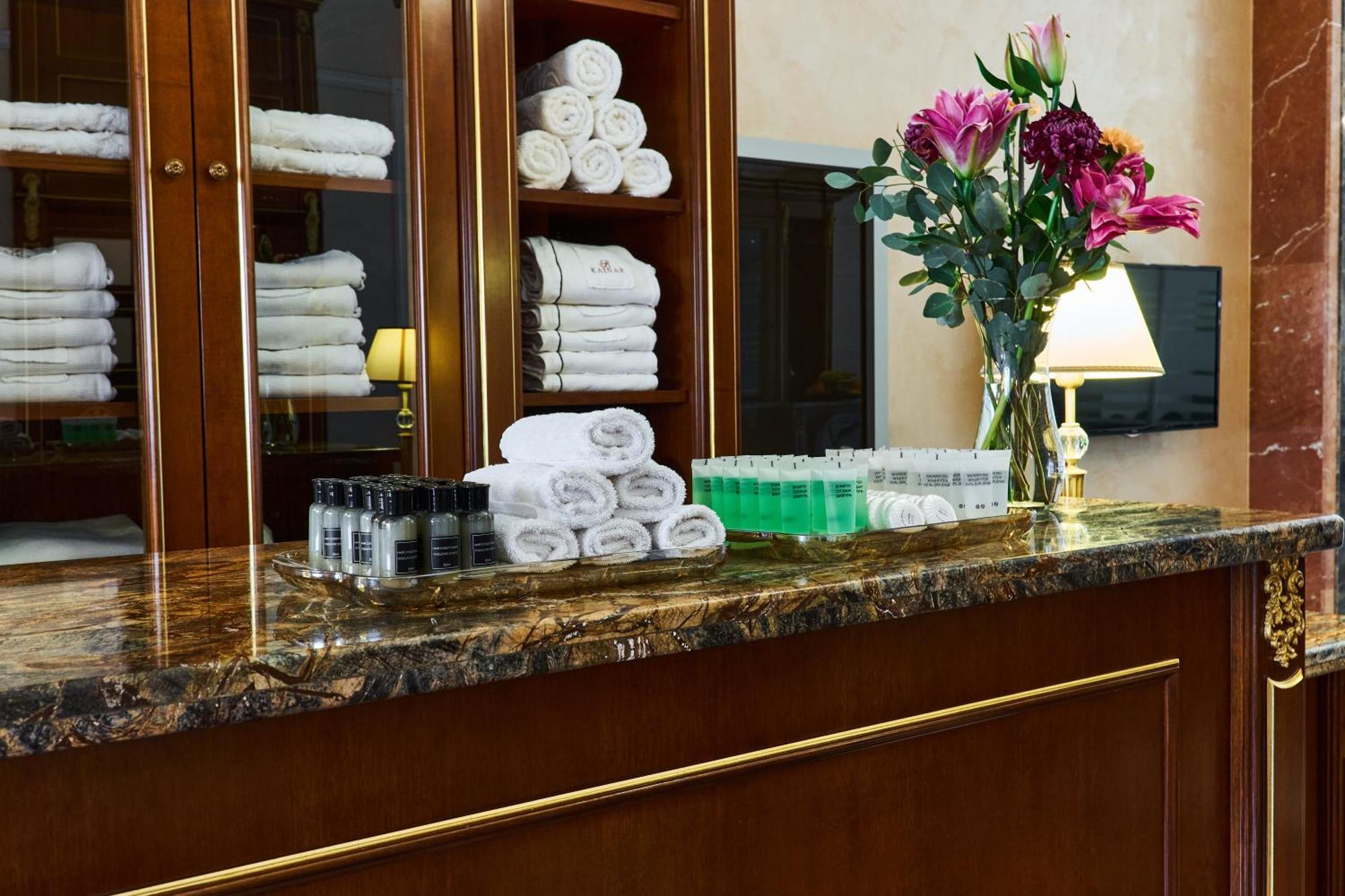 Kainar Hotel Simkent Kültér fotó