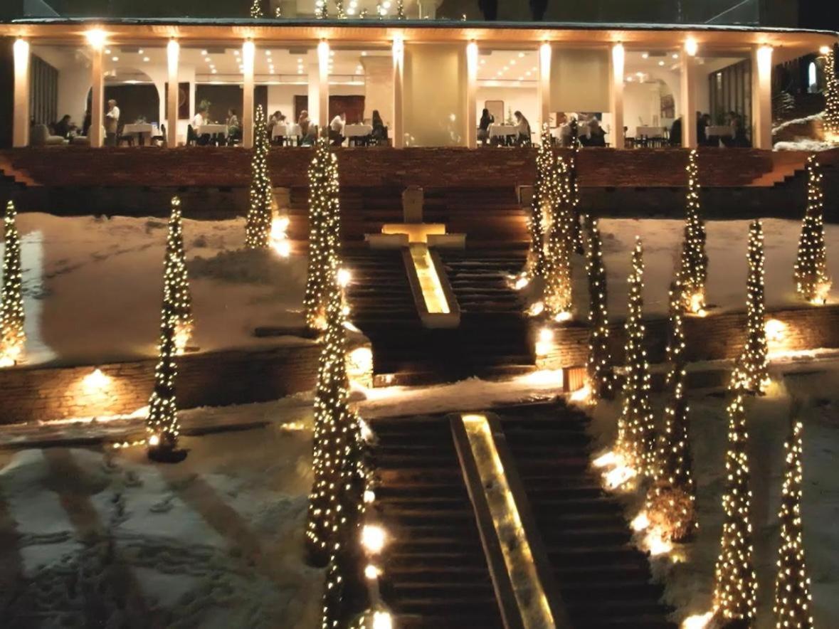 Kainar Hotel Simkent Kültér fotó