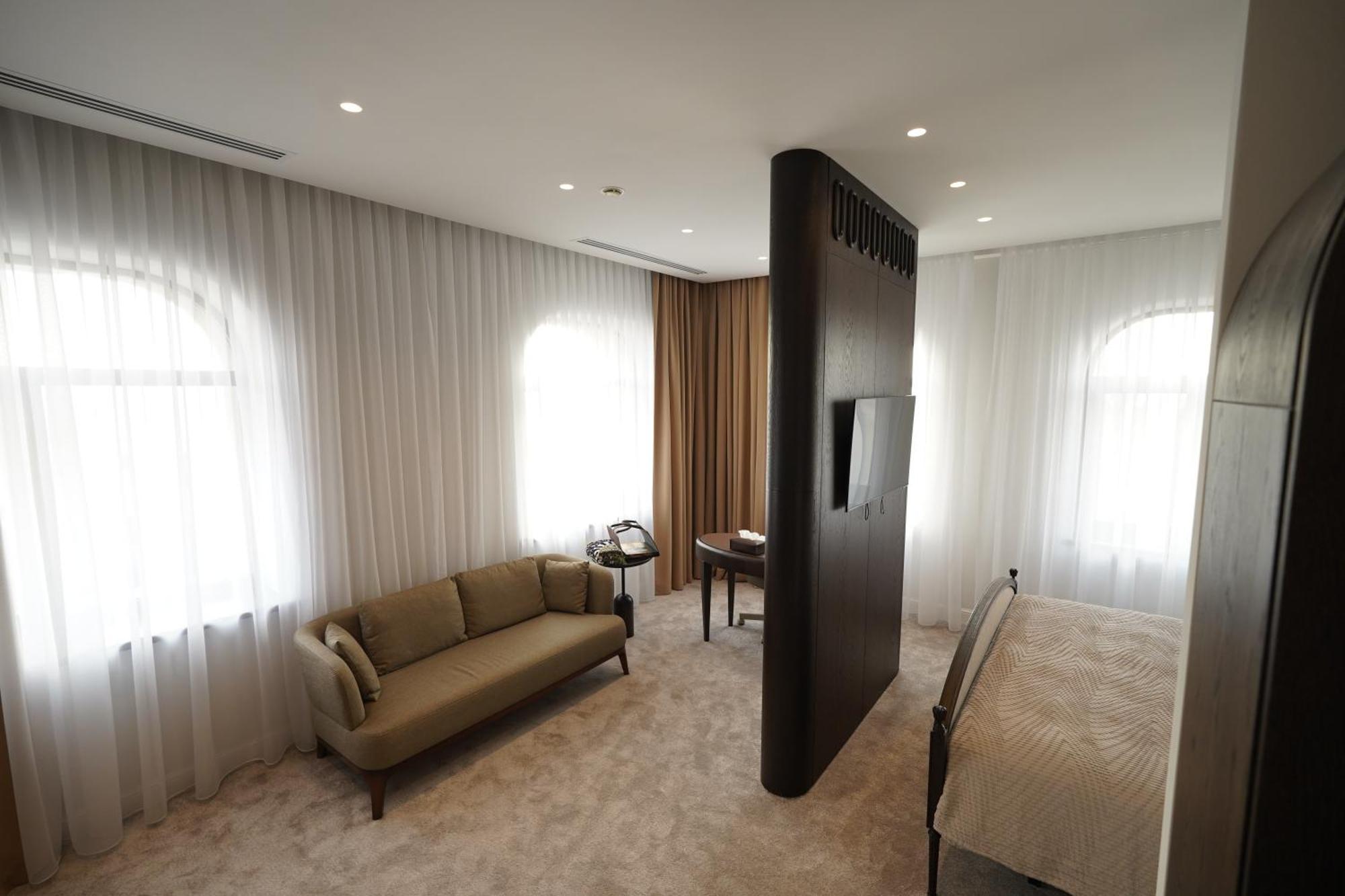 Kainar Hotel Simkent Kültér fotó